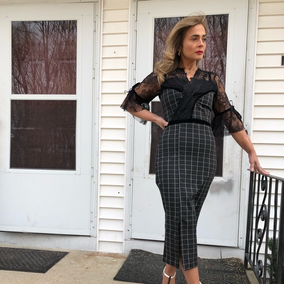 Dress - Picture 5 of 8